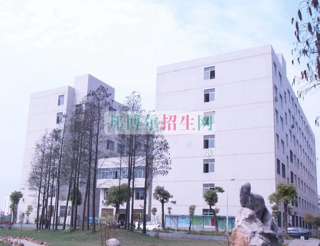 中南財經(jīng)政法大學武漢學院網(wǎng)站網(wǎng)址