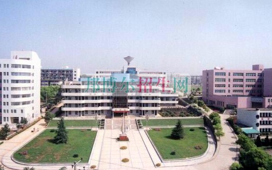 湖南中醫(yī)藥高等??茖W(xué)校