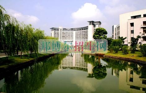 浙江工商大學(xué)招生辦聯(lián)系電話(huà)