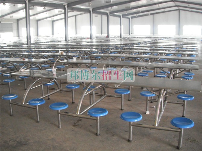 信陽(yáng)職業(yè)技術(shù)學(xué)院宿舍條件