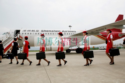 哪里有空乘學(xué)校