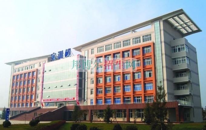 空乘學(xué)校哪個好