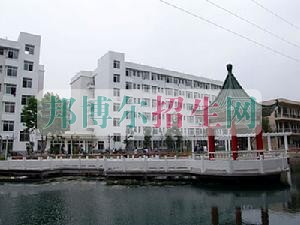 江西生物科技職業(yè)學(xué)院是幾專(zhuān)