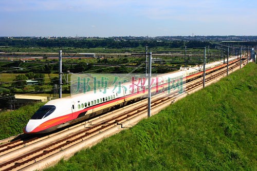 女生可以讀鐵道運(yùn)輸嗎