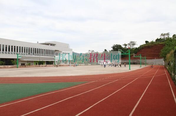 航空服務學校怎么樣