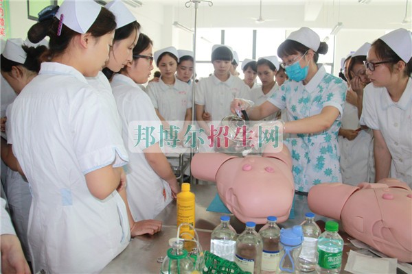 女生讀護理怎么樣