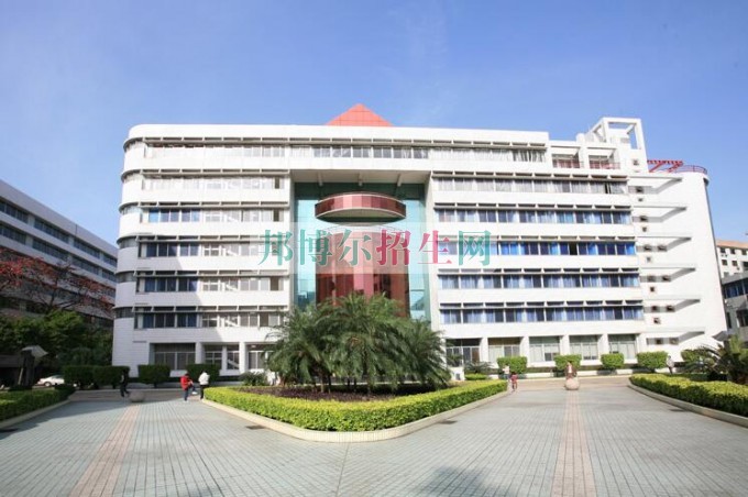 哪個大專學(xué)校的民航商務(wù)好