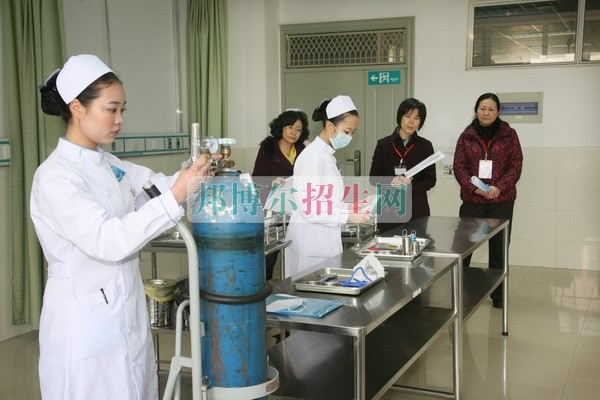 中專護(hù)理怎么考大專