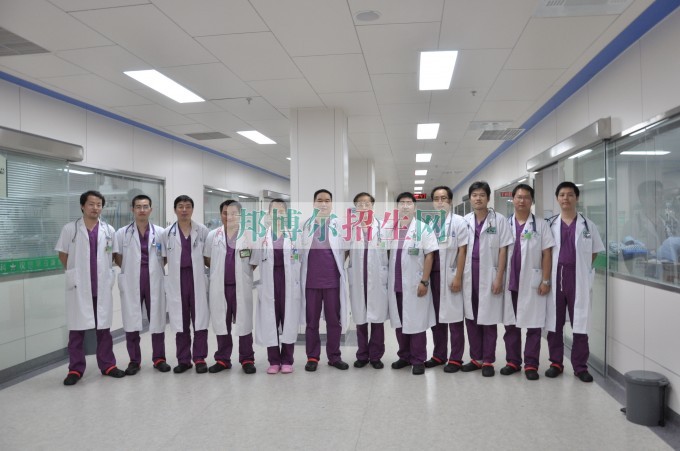 哪個大專學(xué)校臨床醫(yī)學(xué)好