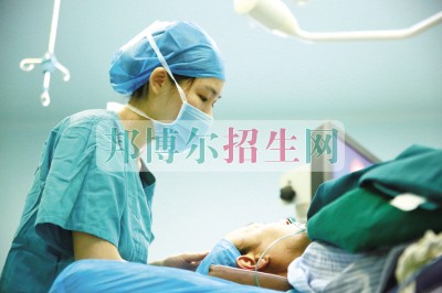 初中畢業(yè)能考麻醉學嗎