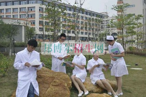 關(guān)于針灸推拿的大專學校