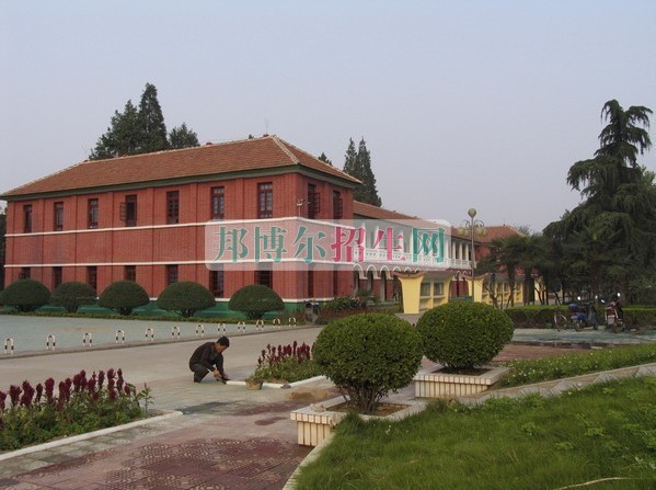 女生學針灸推拿好嗎