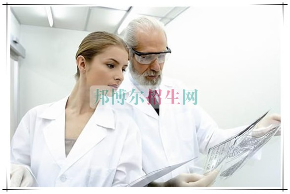 初中畢業(yè)能學(xué)醫(yī)學(xué)影像專(zhuān)業(yè)嗎