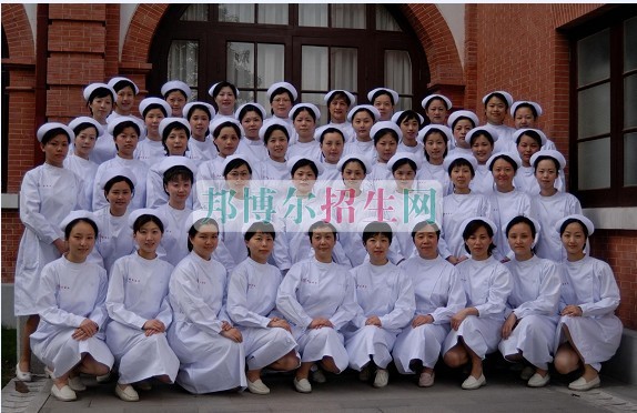 高級護理學(xué)校怎么樣