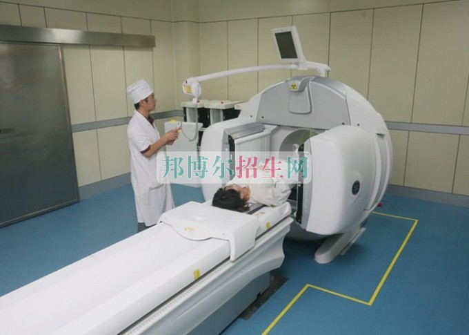 男生可以讀醫(yī)學(xué)影像專(zhuān)業(yè)嗎