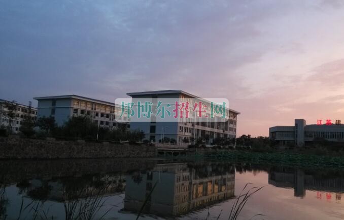 中?？祻?fù)治療升大專