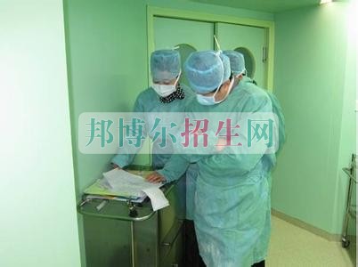 好一點的醫(yī)學美容學校