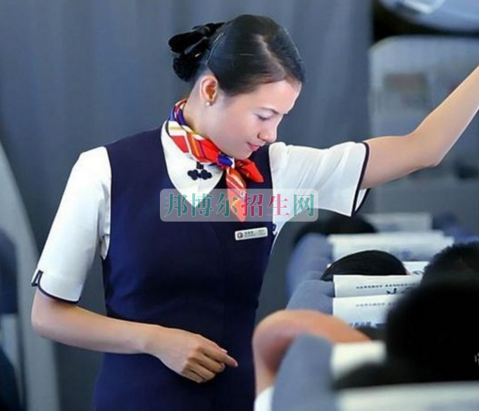 成都航空服務(wù)怎么樣報(bào)名