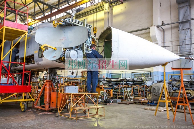 成都有哪些飛機維修學(xué)校