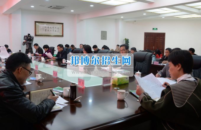 市委常委、宣傳部長潘梅到川南幼兒師范高等?？茖W(xué)校調(diào)研思想政治工作