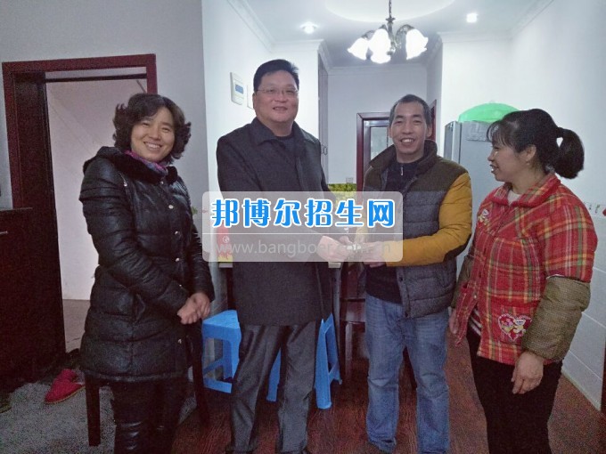 重慶航天職業(yè)技術(shù)學(xué)院關(guān)心學(xué)生生活、關(guān)注學(xué)生成長(zhǎng)