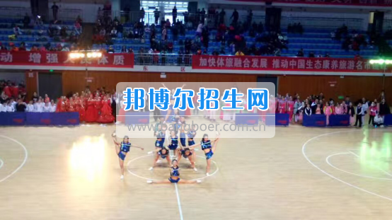 川北幼兒師范高等?？茖W(xué)校榮獲2017西部地區(qū)體育舞蹈大賽金獎