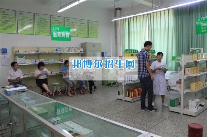 四川衛(wèi)生康復(fù)職業(yè)學(xué)院校企合辦營(yíng)銷技能大賽，共促學(xué)生營(yíng)銷技能提升