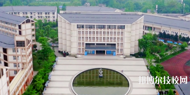 都江堰市職業(yè)中學5