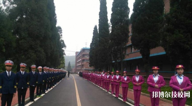 貴州現(xiàn)代經(jīng)濟(jì)學(xué)校2020年報(bào)名條件、招生要求、招生對象