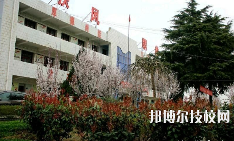 扶風(fēng)縣職業(yè)教育中心2020年報(bào)名條件、招生要求、招生對(duì)象 