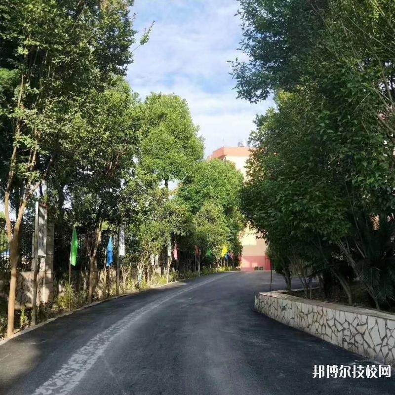 貴州郵電學(xué)校網(wǎng)站