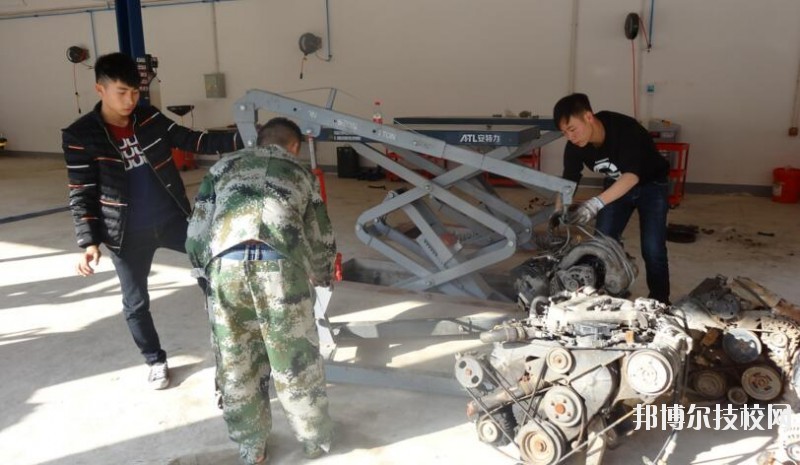 貴州鎮(zhèn)遠(yuǎn)中等職業(yè)學(xué)校2020年報(bào)名條件、招生要求、招生對(duì)象