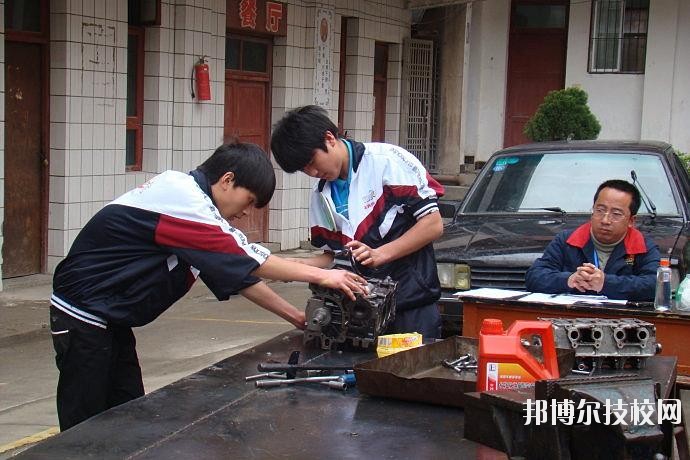 石阡中等職業(yè)學校怎么樣、好不好