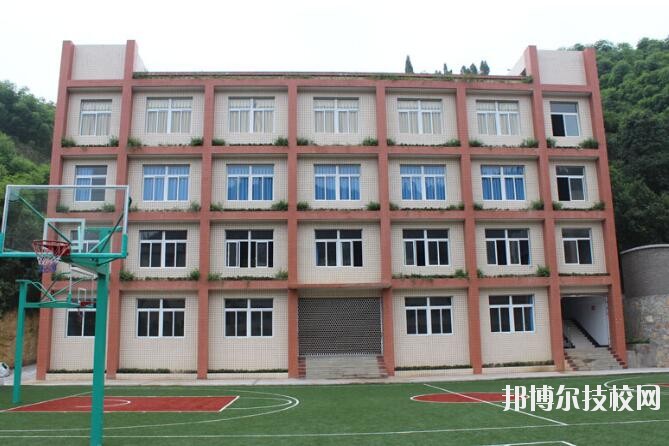 重慶涪陵信息技術(shù)學(xué)校2020年報(bào)名條件、招生要求、招生對(duì)象