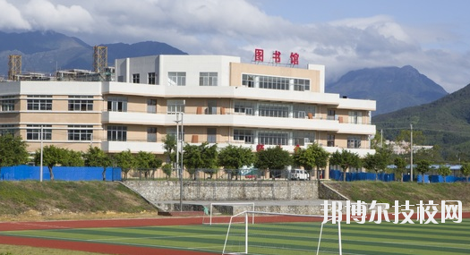 南寧海豐職業(yè)技術(shù)學(xué)校2020年報(bào)名條件、招生要求、招生對象 