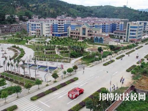 望謨中等職業(yè)學(xué)校2020年報(bào)名條件、招生要求、招生對象