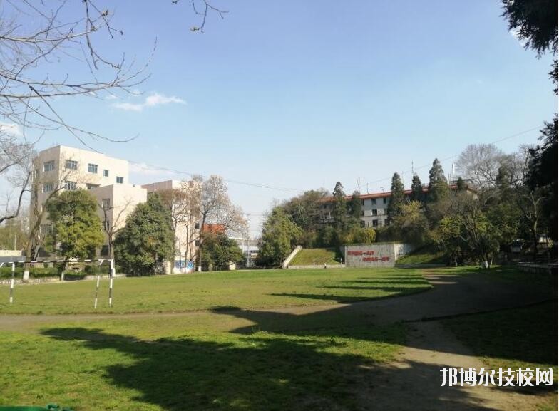 貴陽經(jīng)濟貿(mào)易中等專業(yè)學校怎么樣、好不好