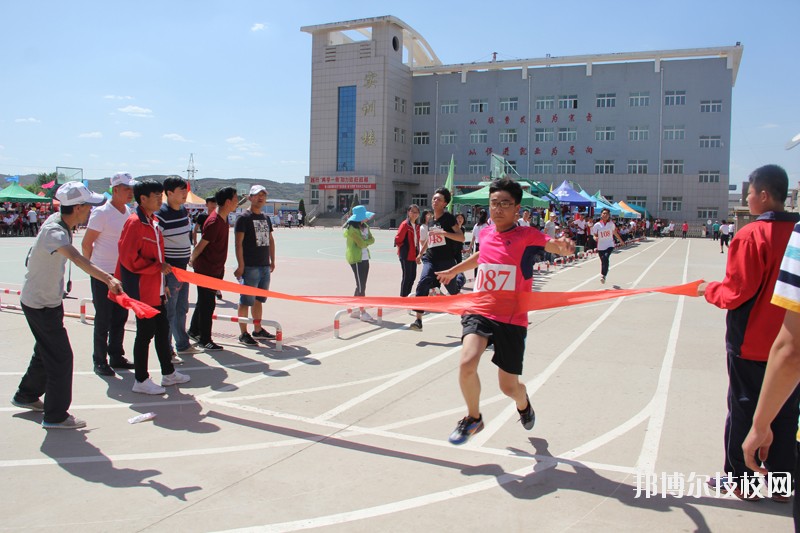 米脂職業(yè)技術(shù)教育中心2020年報(bào)名條件、招生要求、招生對象 