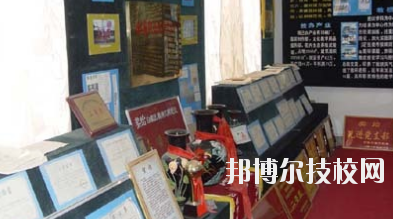 白銀職業(yè)中等專業(yè)學(xué)校網(wǎng)站網(wǎng)址