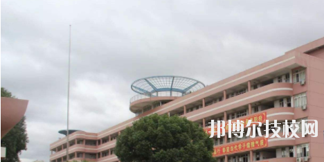 靈山第二職業(yè)技術(shù)學(xué)校2020年報名條件、招生要求、招生對象