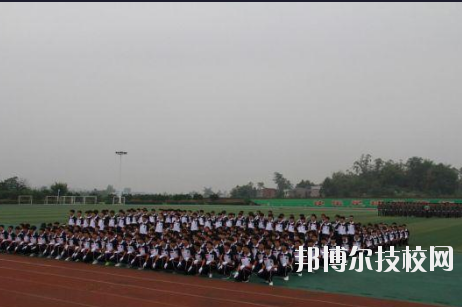 重慶梁平職業(yè)教育中心2020年報(bào)名條件、招生要求、招生對(duì)象