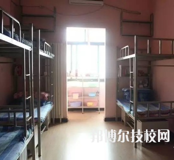 重慶行知高級(jí)技工學(xué)校2020年宿舍條件