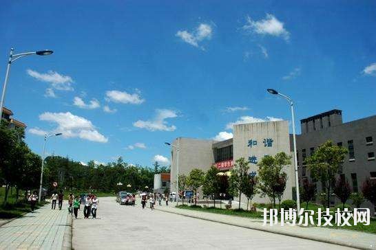 四川省南部縣職業(yè)技術(shù)學(xué)校2020年報名條件、招生要求、招生對象