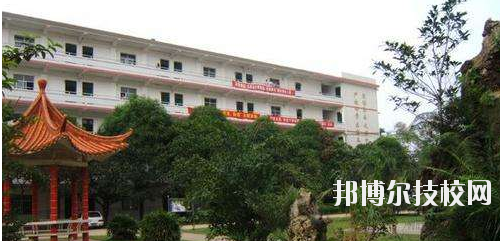 重慶萬州商貿中等專業(yè)學校2020年報名條件、招生要求、招生對象