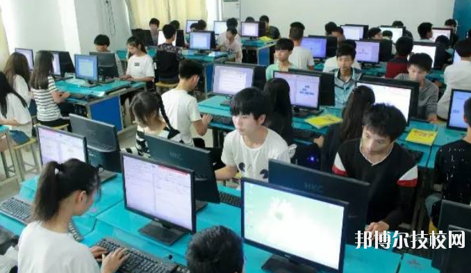 信豐中等專業(yè)學(xué)校怎么樣、好不好