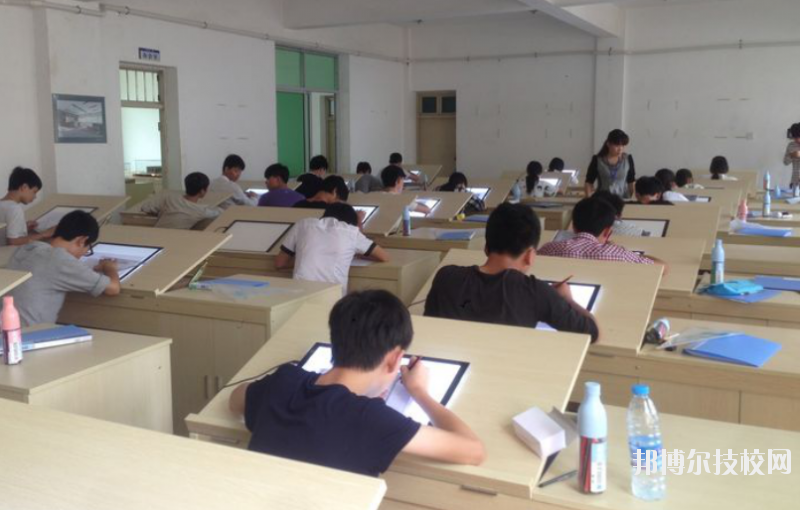 吉安中等專(zhuān)業(yè)學(xué)校2020年招生辦聯(lián)系電話