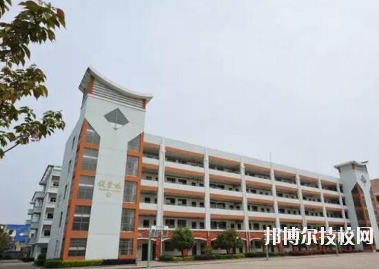 義烏城鎮(zhèn)職業(yè)技術(shù)學(xué)校2020年報(bào)名條件、招生要求、招生對(duì)象