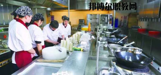 白銀工業(yè)學(xué)校2020年報名條件、招生要求、招生對象