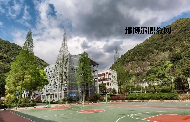 永嘉縣職業(yè)中學(xué)2020年報(bào)名條件、招生要求、招生對象