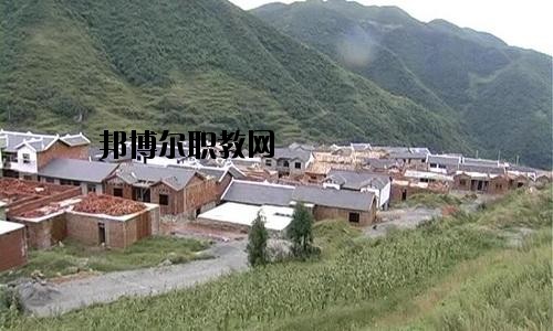 納雍中等職業(yè)學(xué)校2020年報(bào)名條件、招生要求、招生對象